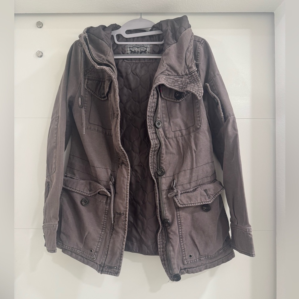 Levi's Women's Hooded Military Jacket in Gray. Size Small. Worn Once. - Picture 5 of 11
